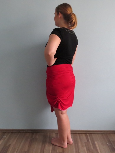 červená sukně úplet5.jpg