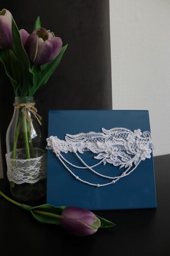 podvazek květinové splynutí