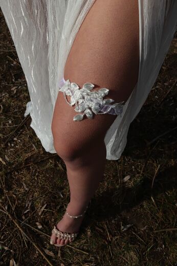 podvazek rostoucí listí